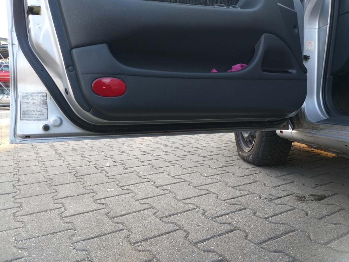 Mitsubishi Galant E50 original Tür vorn links Silber A69F Rohbau Bj.1995